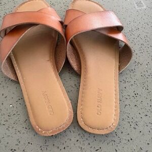 Old Navy Brown Sandals Size 8